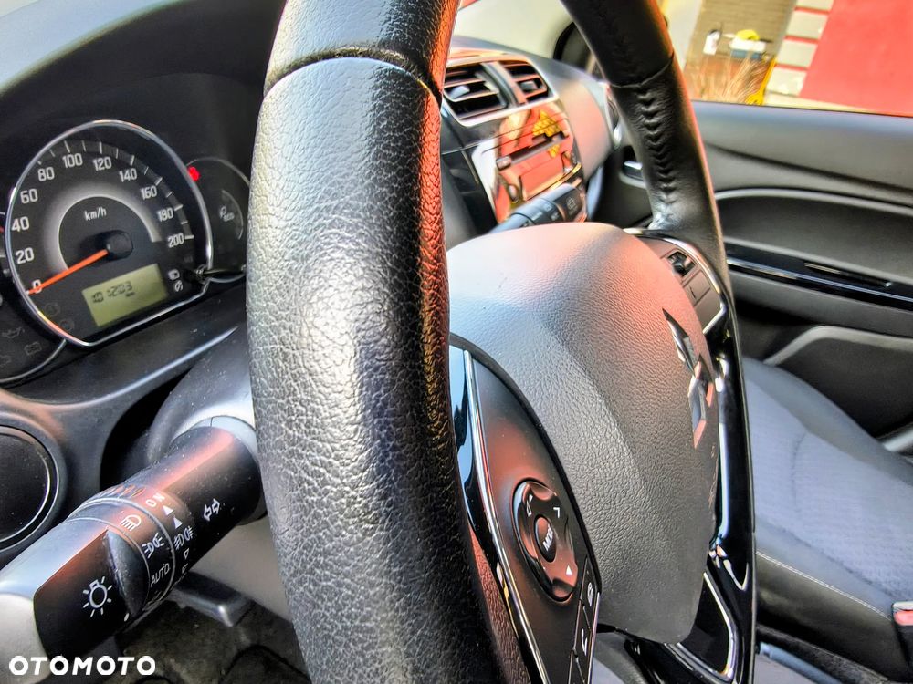 Mitsubishi Space Star 1.2 Intense - 7