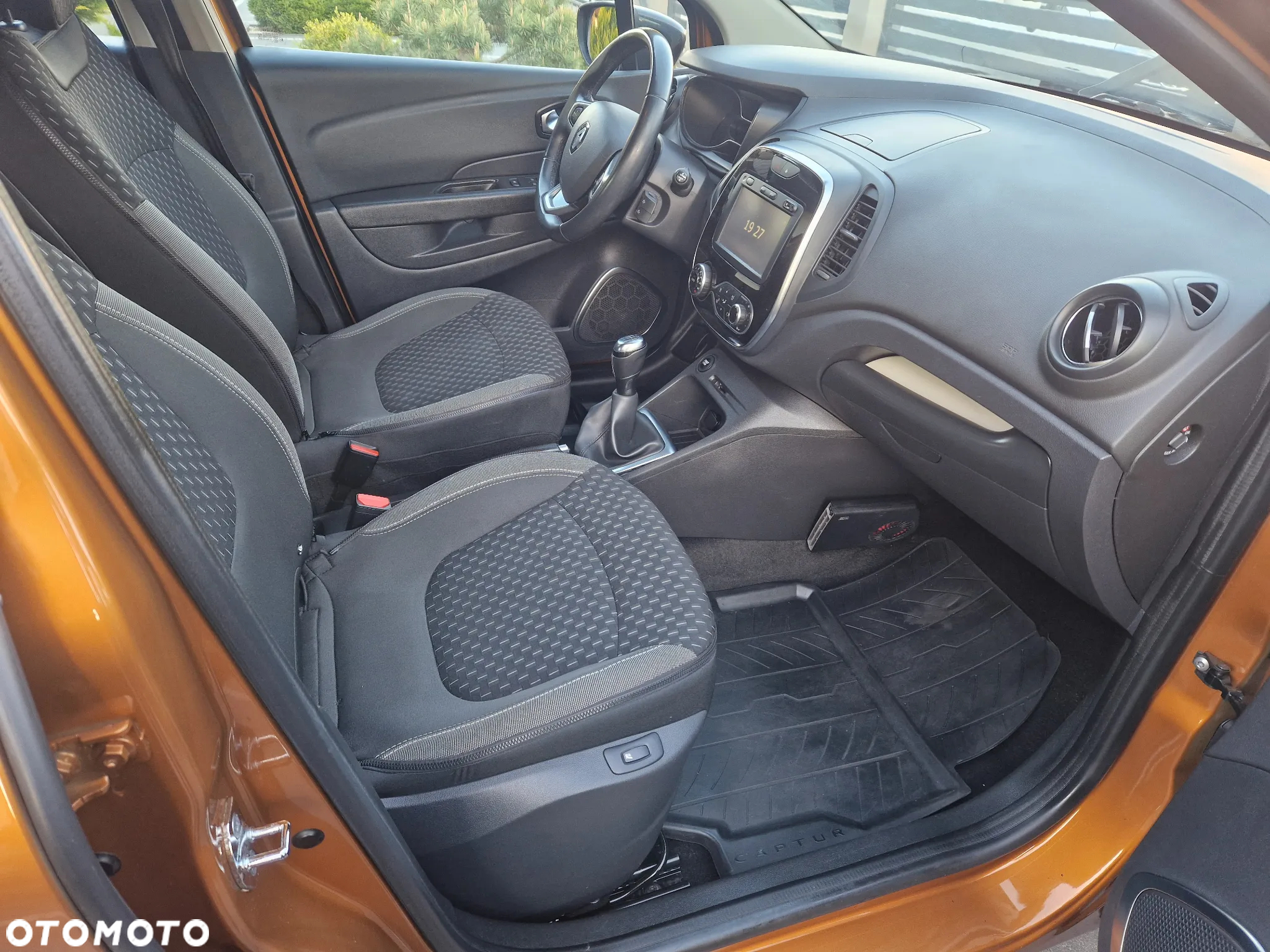 Renault Captur (ENERGY) TCe 90 BOSE EDITION - 7