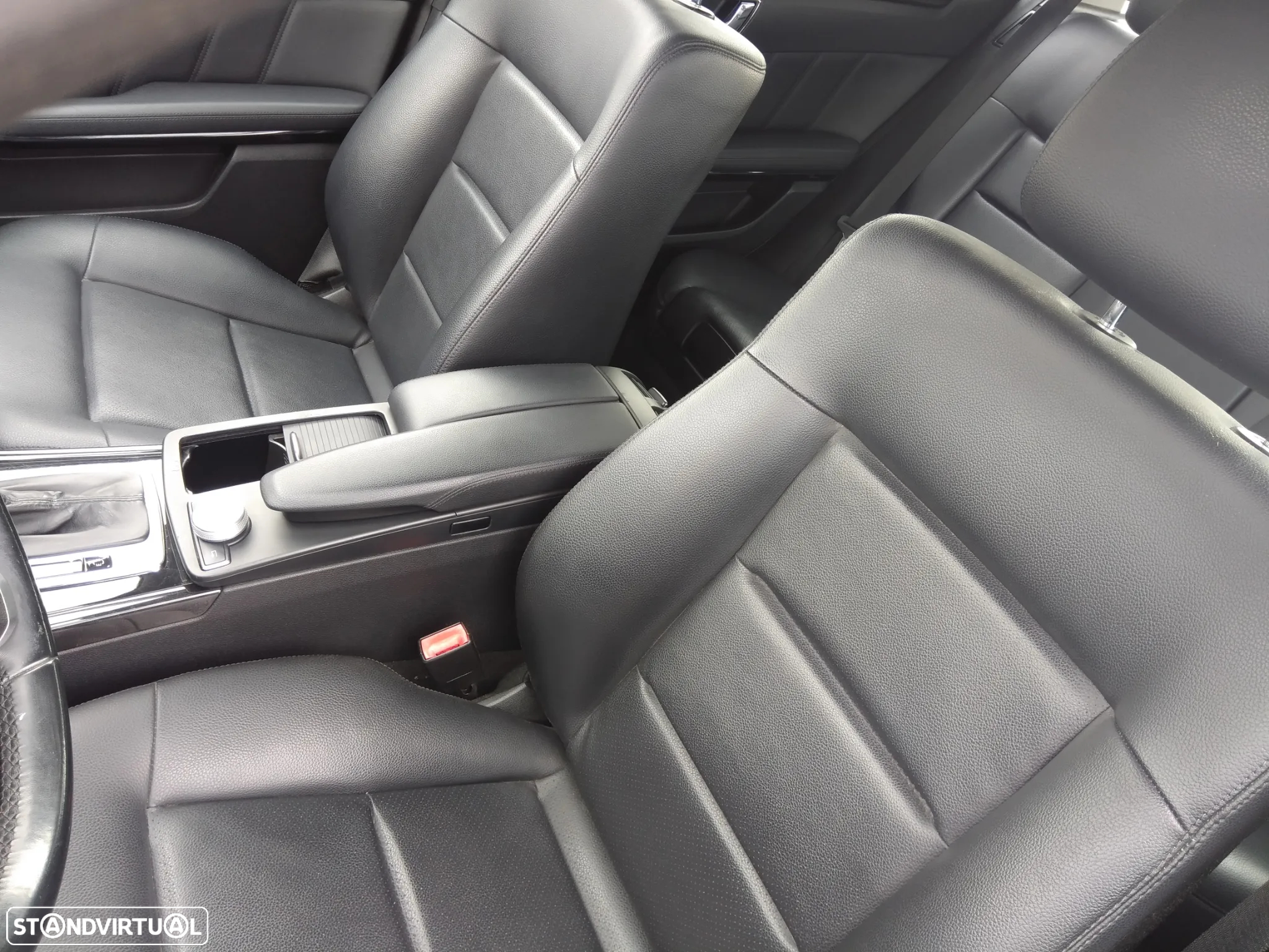Mercedes-Benz E 250 CDi Avantgarde BlueEfficiency Auto. - 30