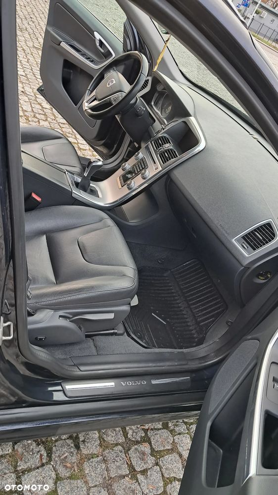 Volvo XC 60 D3 Inscription - 6