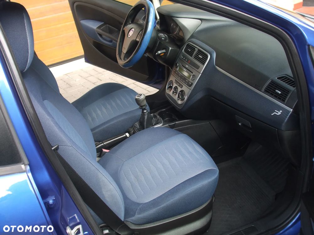 Fiat Grande Punto Actual 1.4 8V Estiva Blue&Me - 20