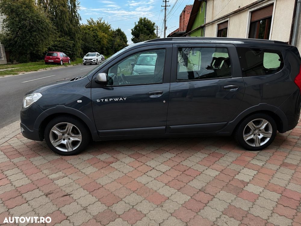 Dacia Lodgy 1.2 TCe 115 CP Stepway - 3