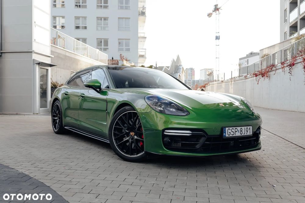 Porsche Panamera GTS GPF Sport Turismo - 6