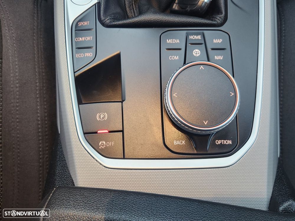 BMW 318 d Touring - 28