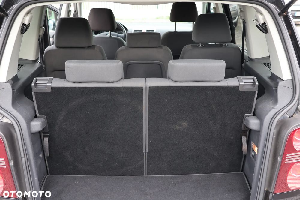 Volkswagen Touran 1.4 TSI Life - 15