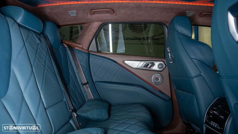 BMW XM 50e - 28