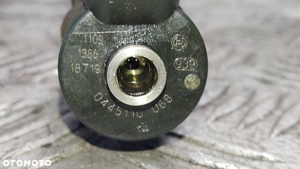 WTRYSK WTRYSKIWACZ 4SZT 156 1.9 JTD 0445110068 - 2