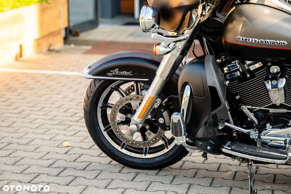 Harley-Davidson Touring Ultra Limited - 11
