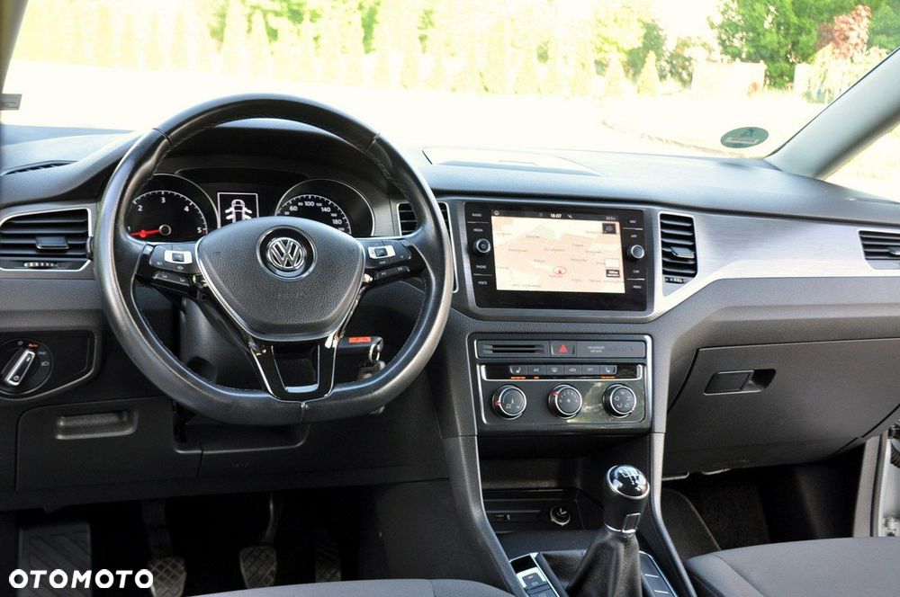 Volkswagen Golf Sportsvan - 29