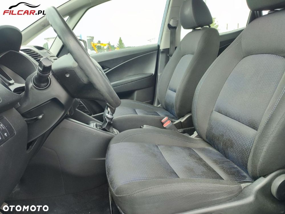 Hyundai ix20 - 6