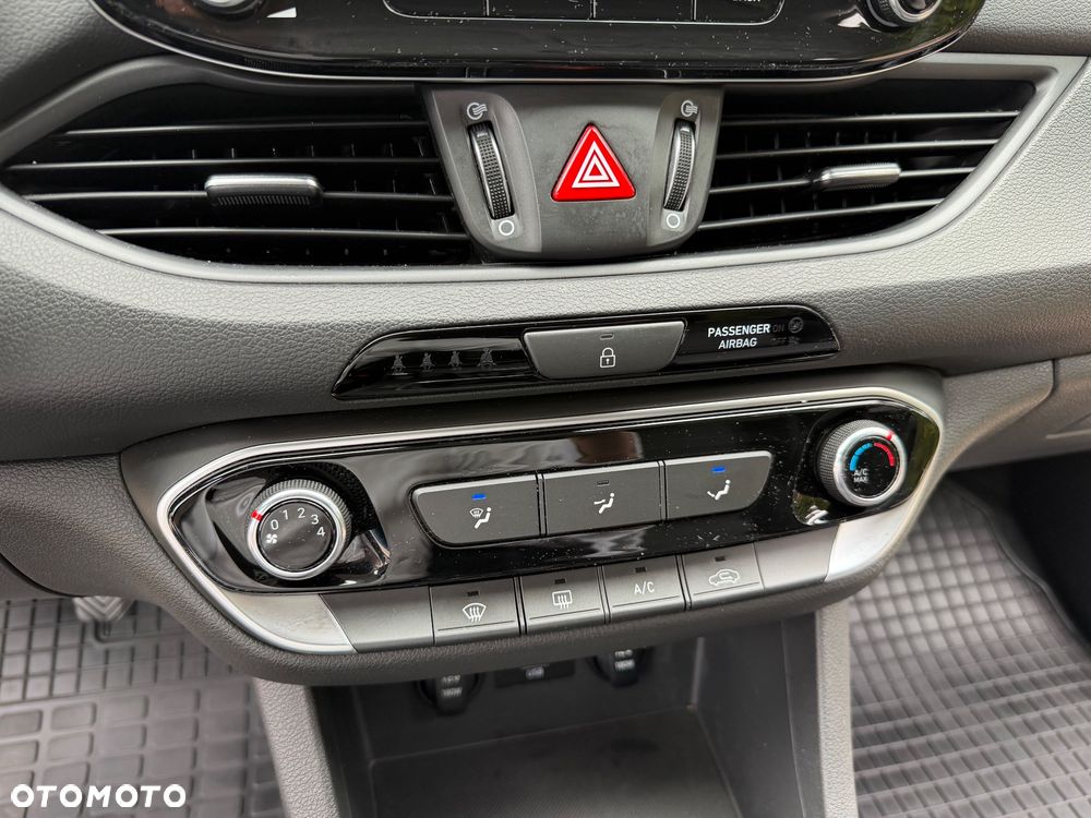 Hyundai i30 1.0 T-GDI Modern - 8