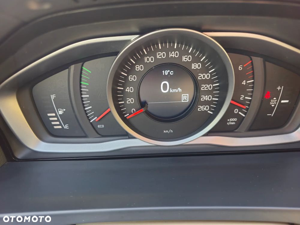 Volvo S60 D3 Drive-E Summum - 26