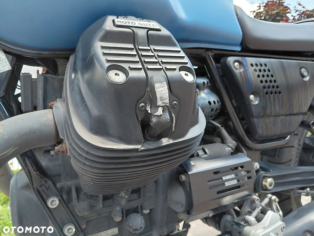 Moto Guzzi V7 - 13