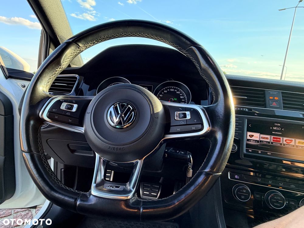 Volkswagen Golf 1.4 TSI (BlueMotion Technology) DSG Highline - 19