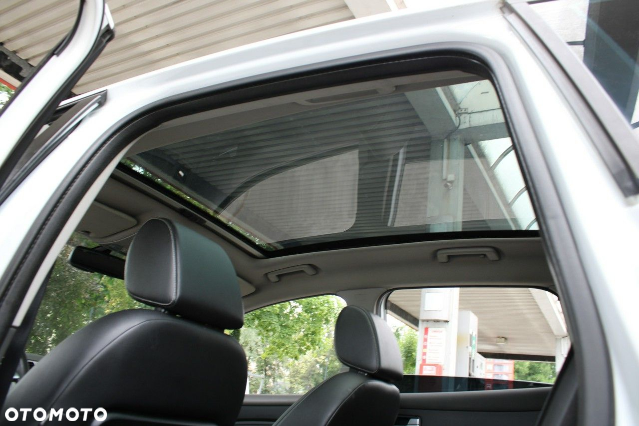 Ford Kuga 2.0 TDCi Titanium - 30