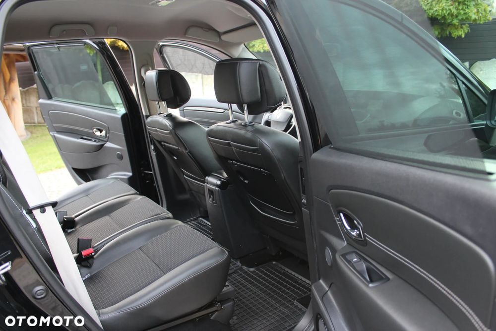 Renault Grand Scenic dCi 160 Bose Edition - 17