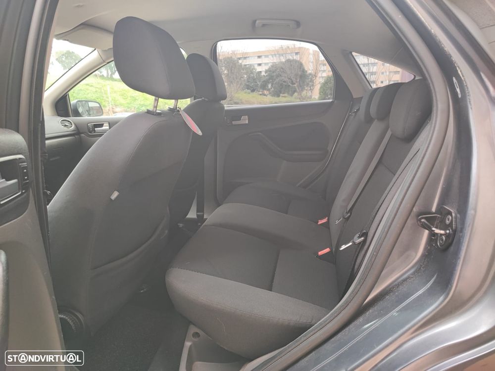 Ford Focus 1.6 TDCi Trend - 17