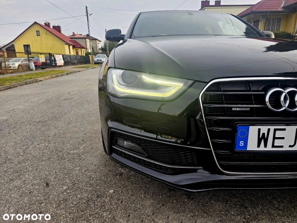 Audi A4 Avant 2.0 TDI DPF quattro S tronic S line Sportpaket - 4