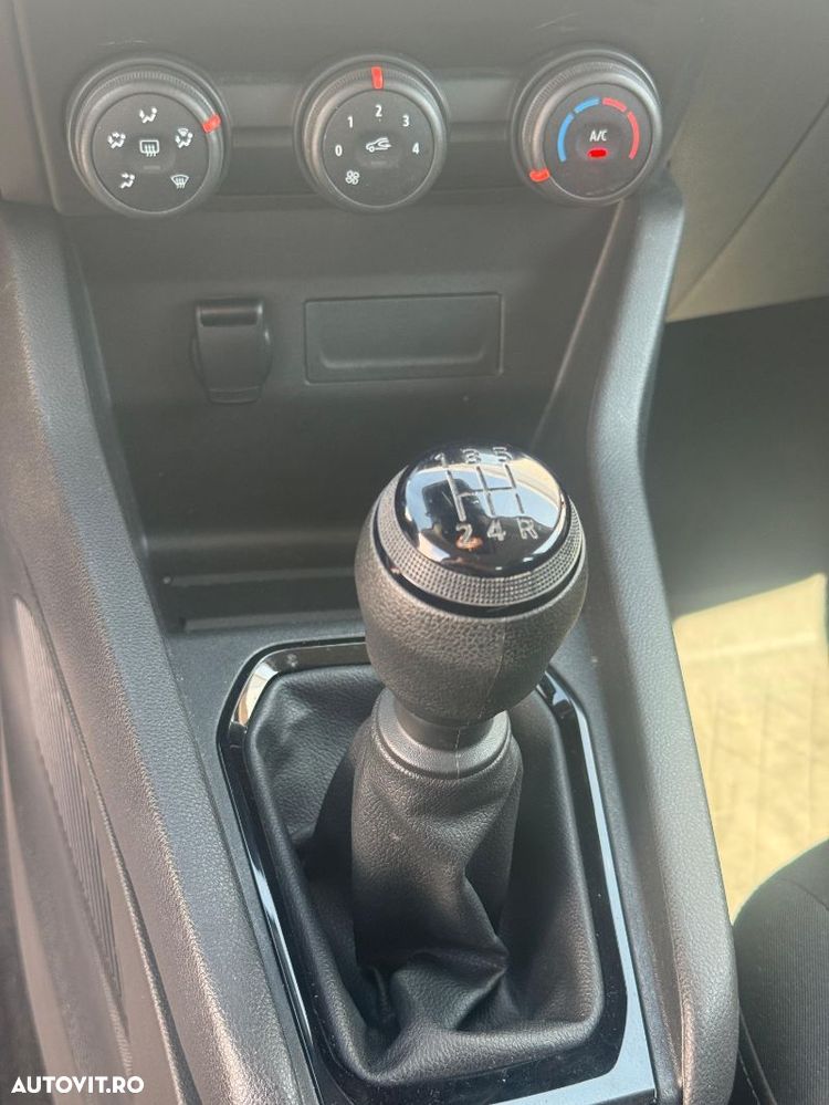 Renault Clio - 21