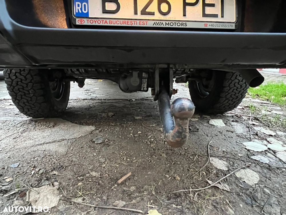 Toyota Hilux 2.4D 150CP 4x4 Double Cab 6MT Style - 9