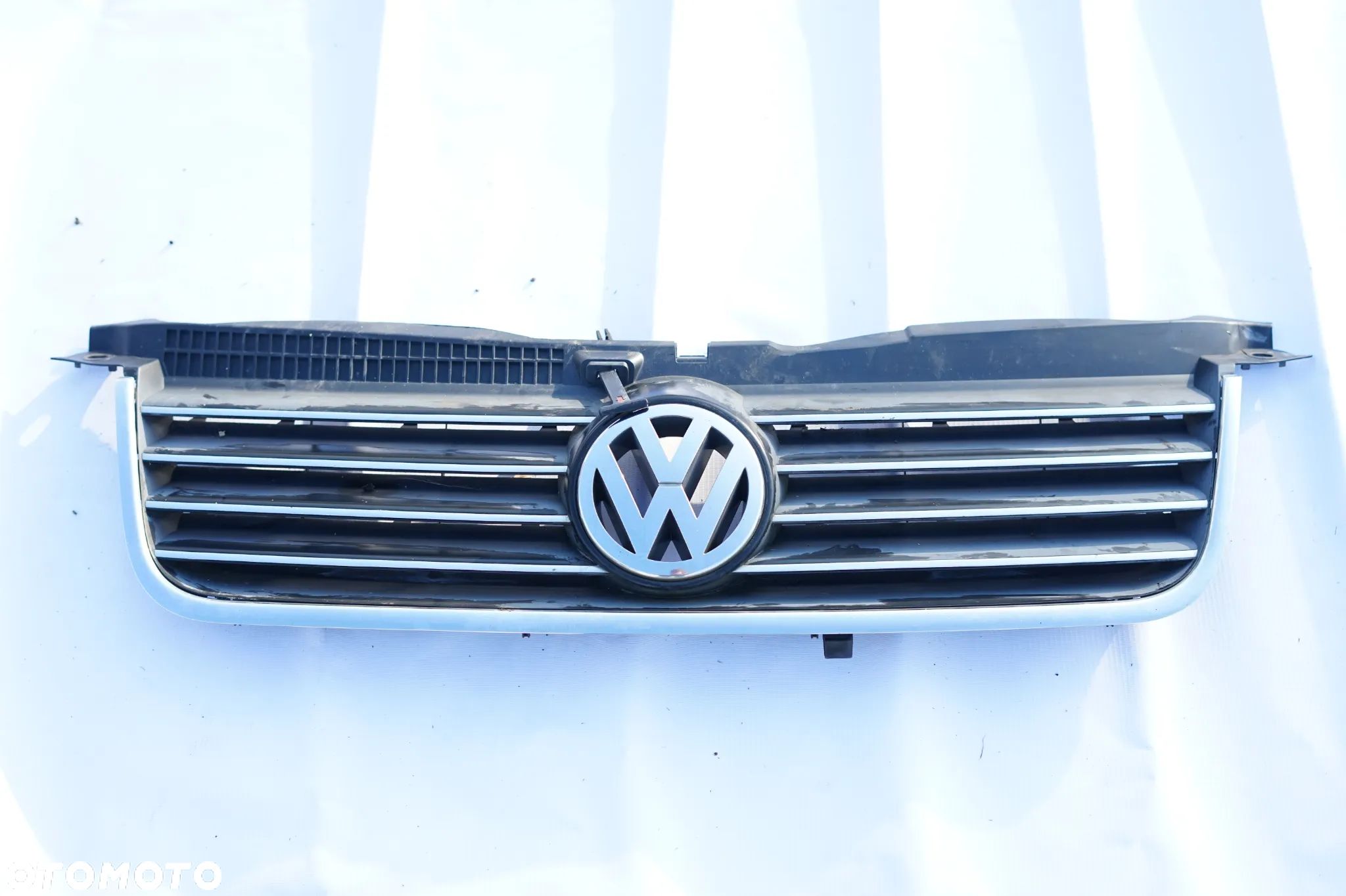 Grill atrapa chłodnicy VW Passat B5 FL 3B0853651L - 1