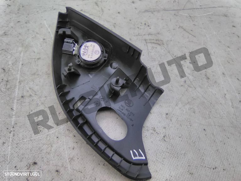 Forra Twitter Esquerdo 5e003_5411b Skoda Octavia Iii (5e) [2012 - 2