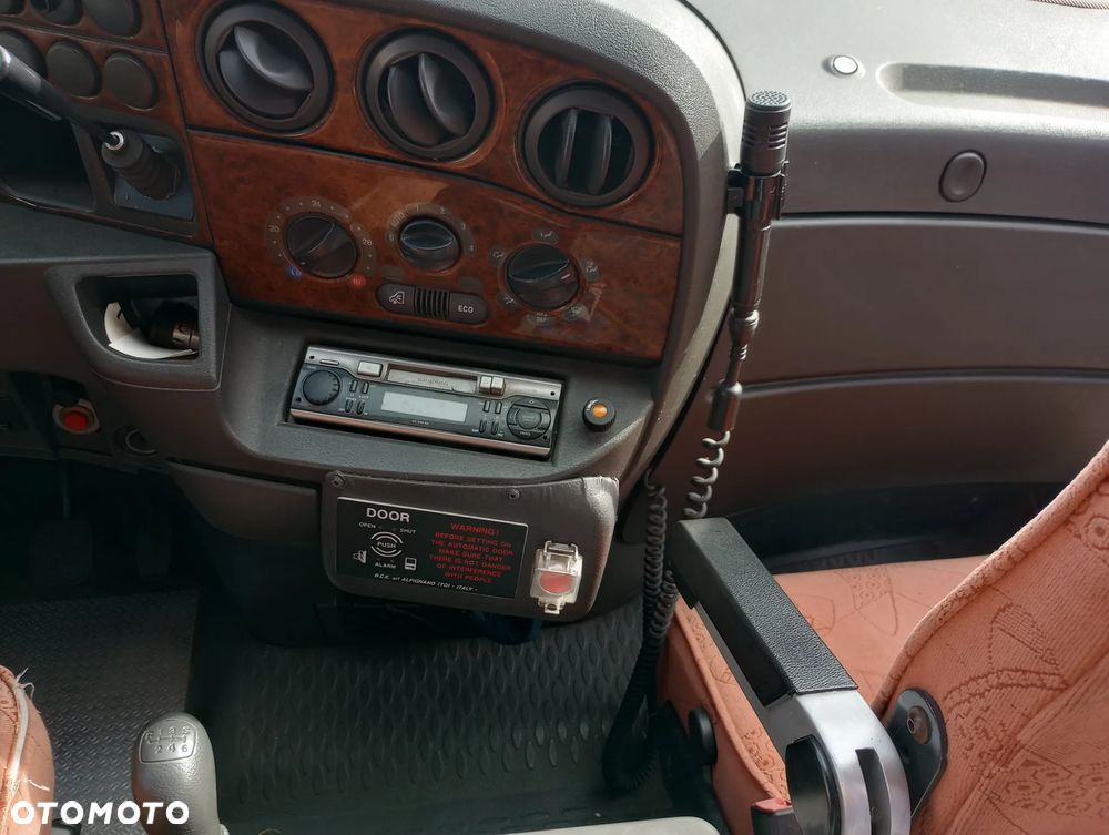 Iveco DAILY - 22