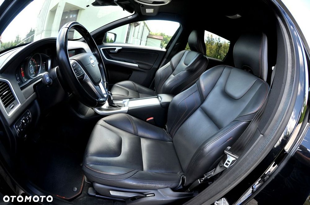 Volvo XC 60 D3 Ocean Race - 19