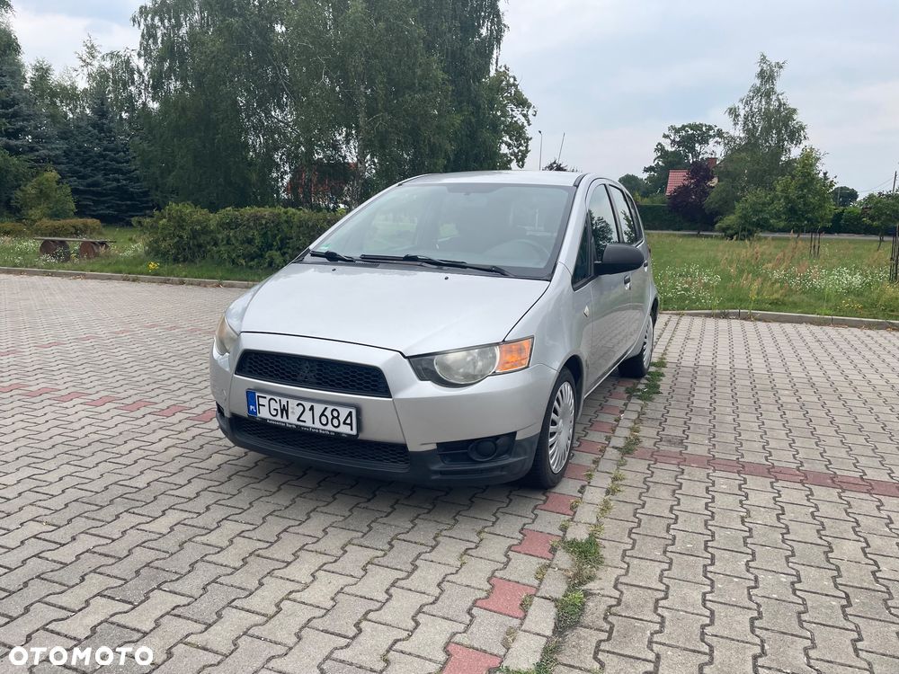 Mitsubishi Colt 1.1 Invite - 1