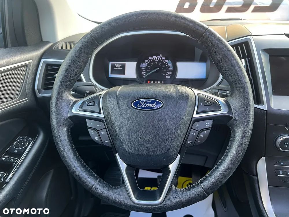 Ford Edge - 12