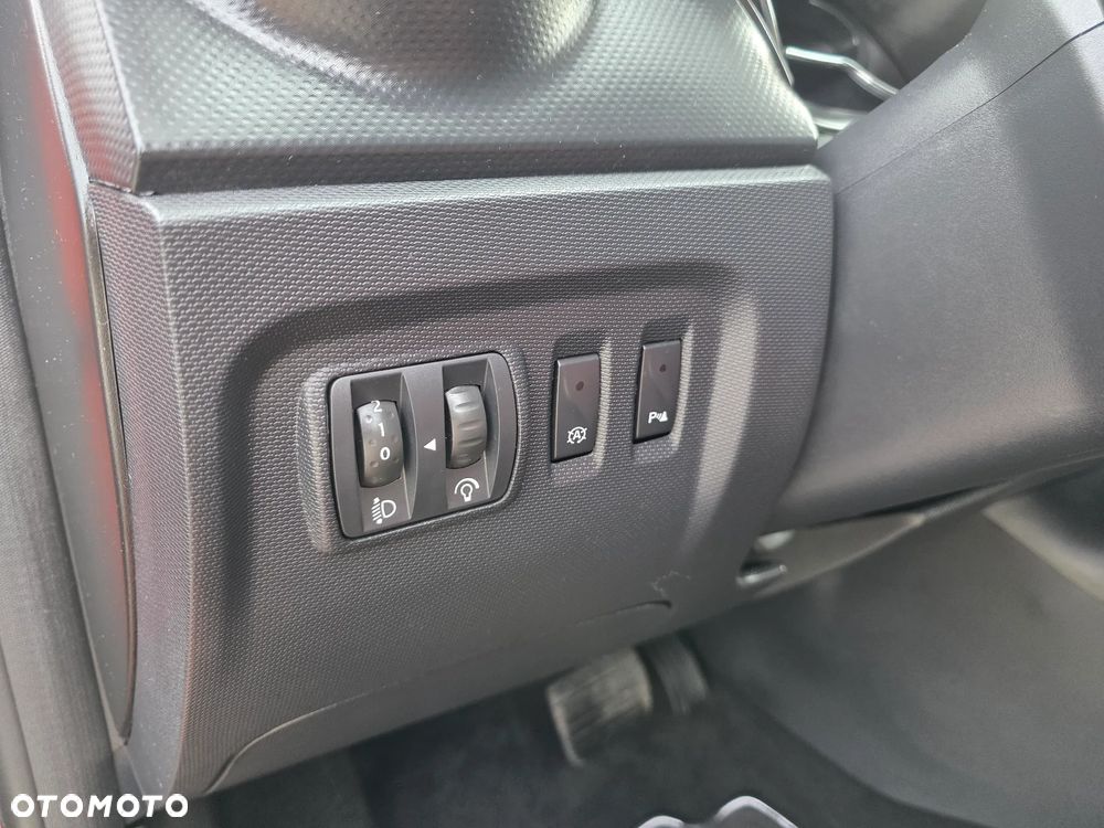 Renault Captur - 21