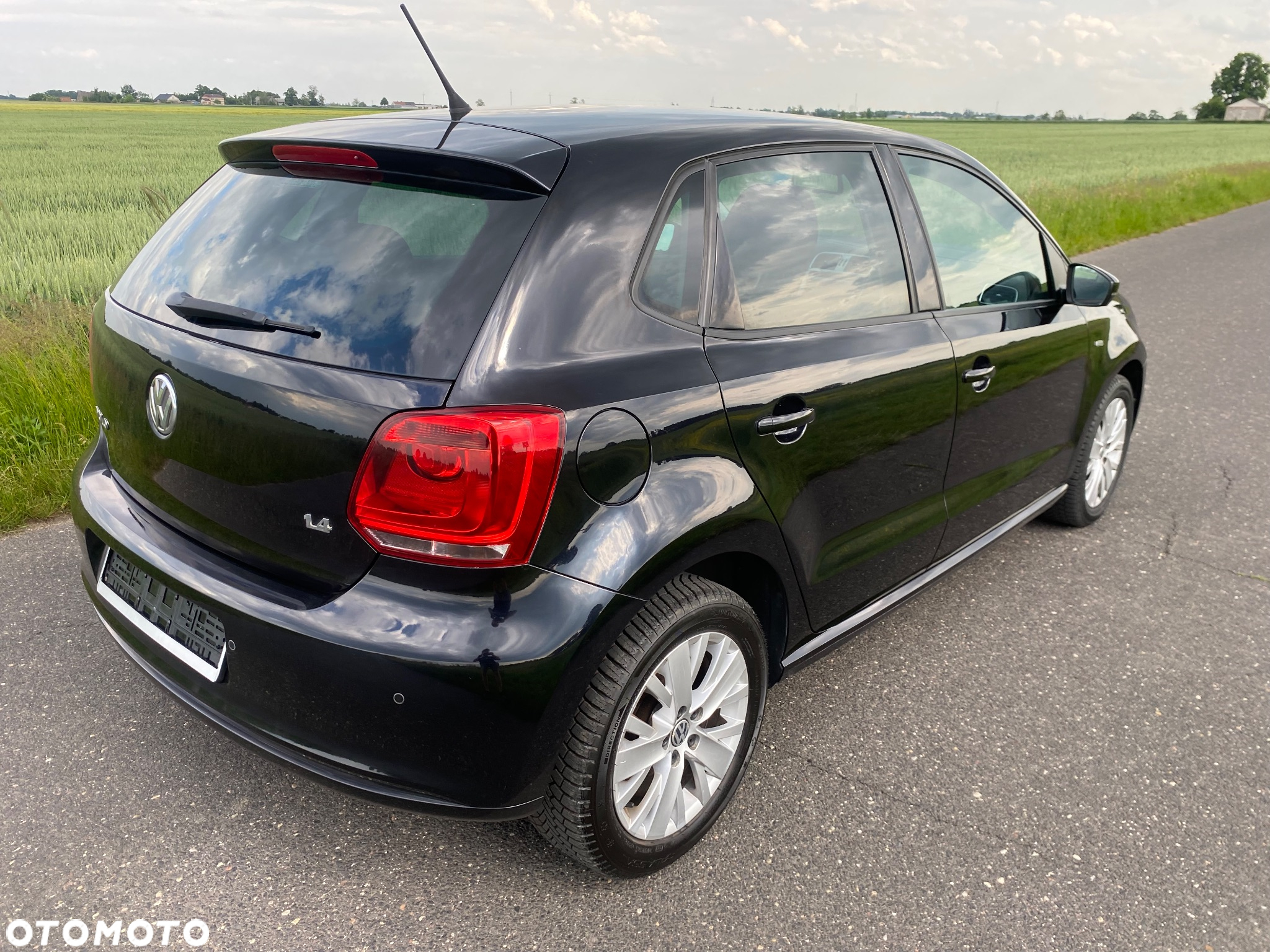 Volkswagen Polo 1.4 16V Comfortline - 5