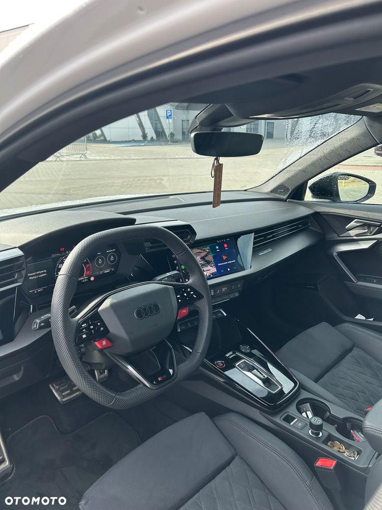 Audi RS3 Limousine TFSI Quattro S tronic - 9