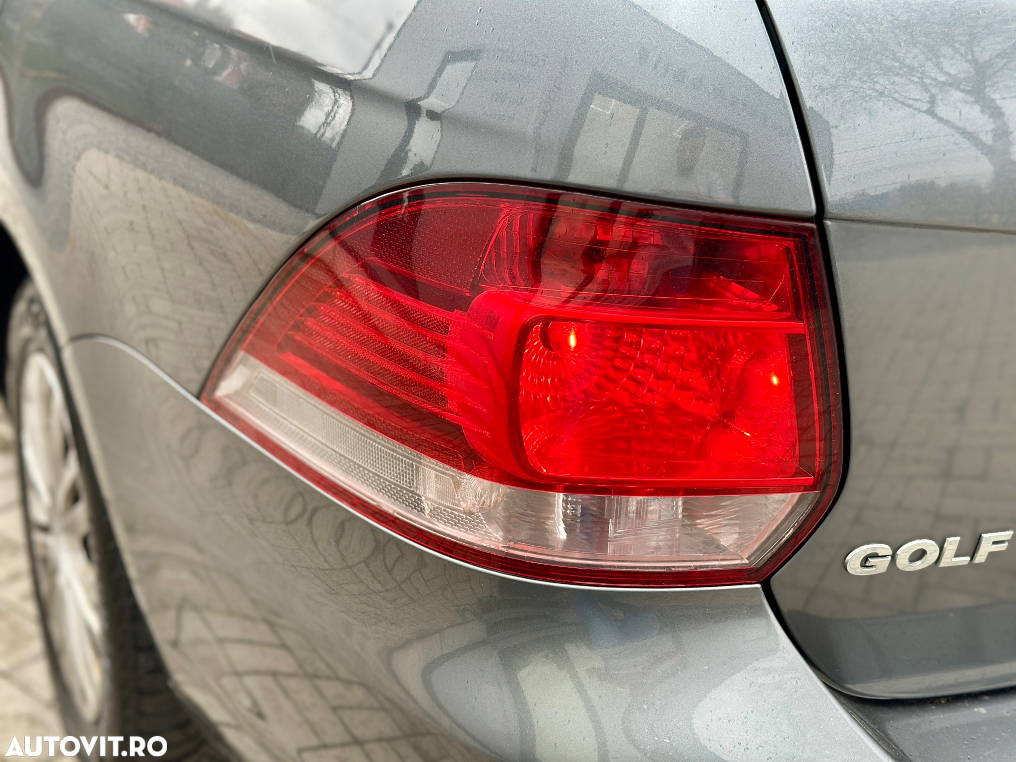 Volkswagen Golf 1.6 TDI DPF MATCH - 13