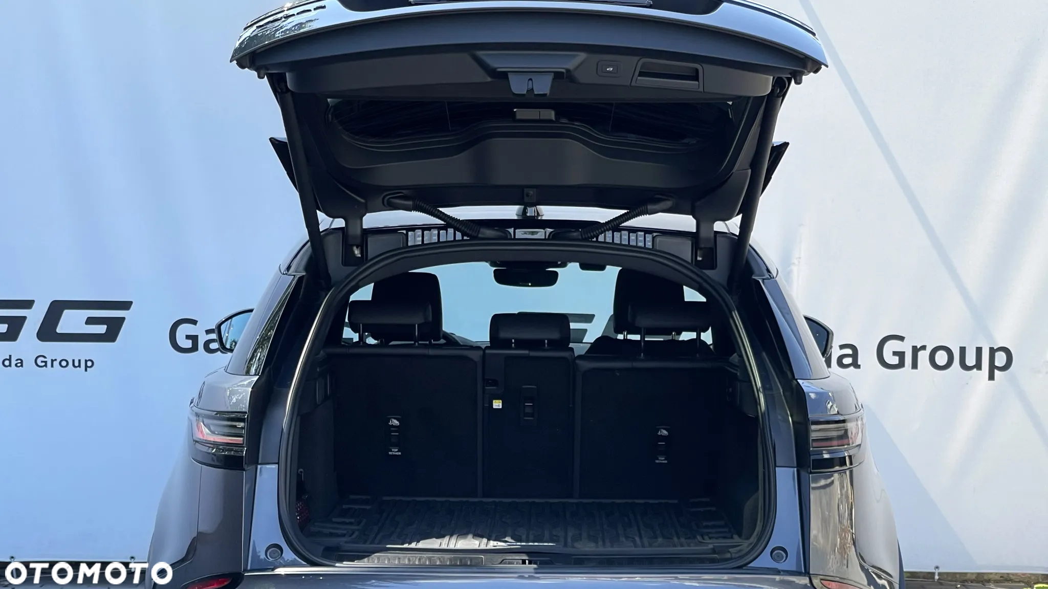 Land Rover Range Rover Velar D300 Dynamic HSE - 7