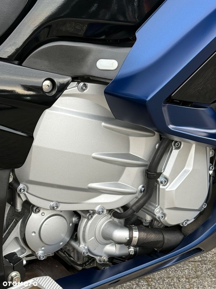 Yamaha FJR - 11