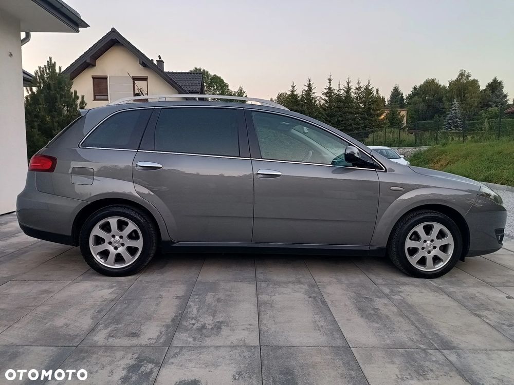 Fiat Croma 1.9 JTD Active - 21