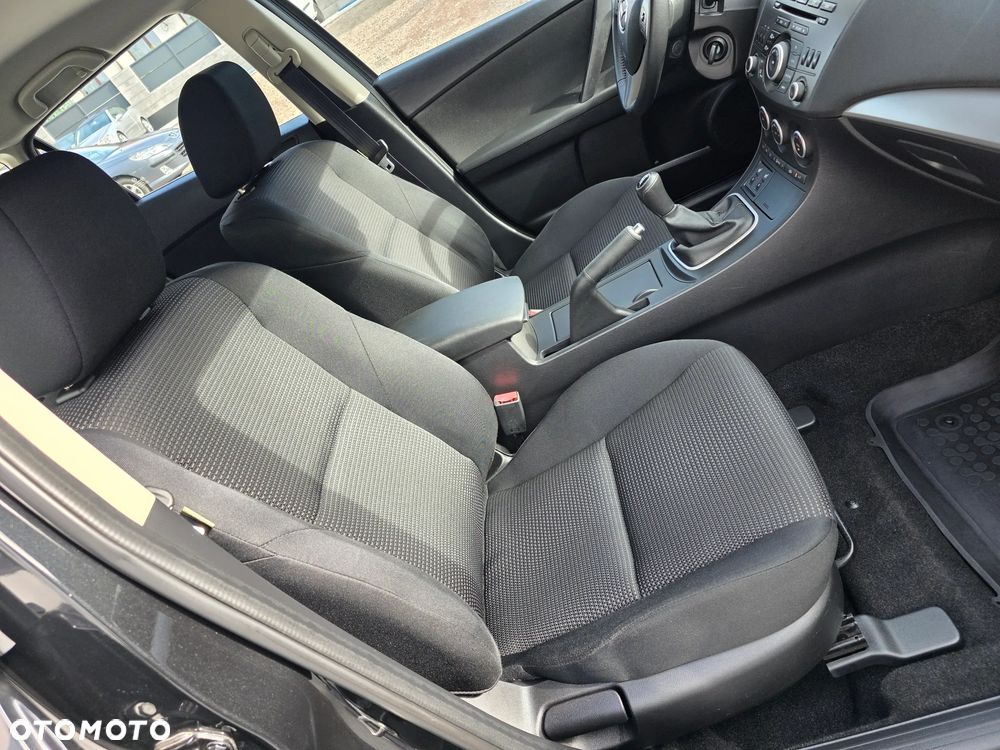 Mazda 3 - 34