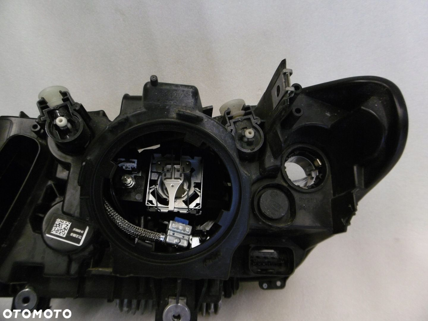 BMW 3 F30, F31 - lampa przednia prawa BIXENON - 5