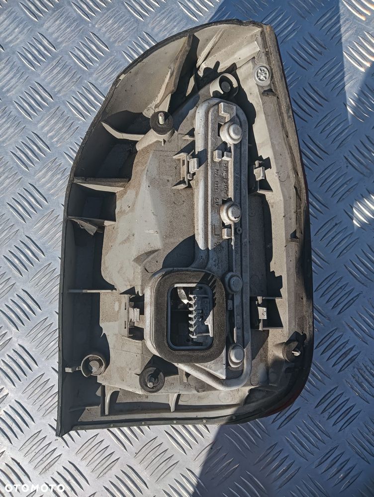 Lampa lewy tył Opel Zafira A - 2