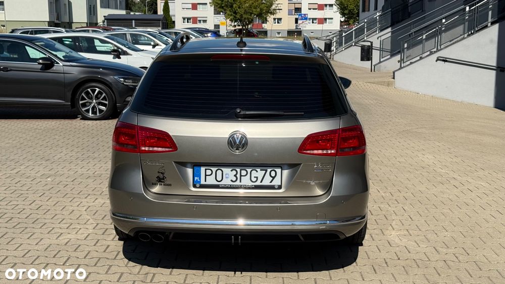 Volkswagen Passat 2.0 TDI Comfortline - 10