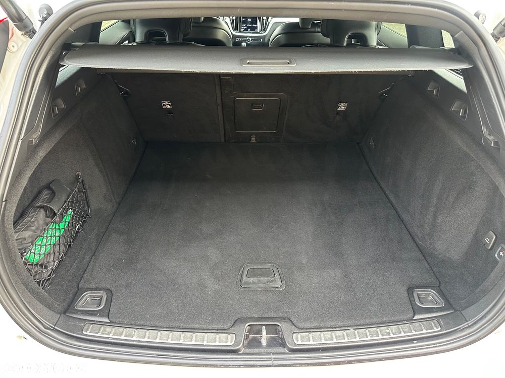 Volvo V60 B3 B Geartronic RDesign - 33