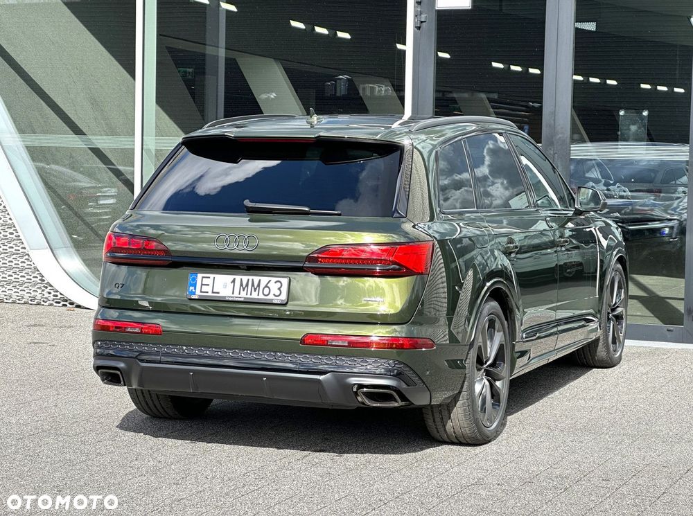 Audi Q7 - 7