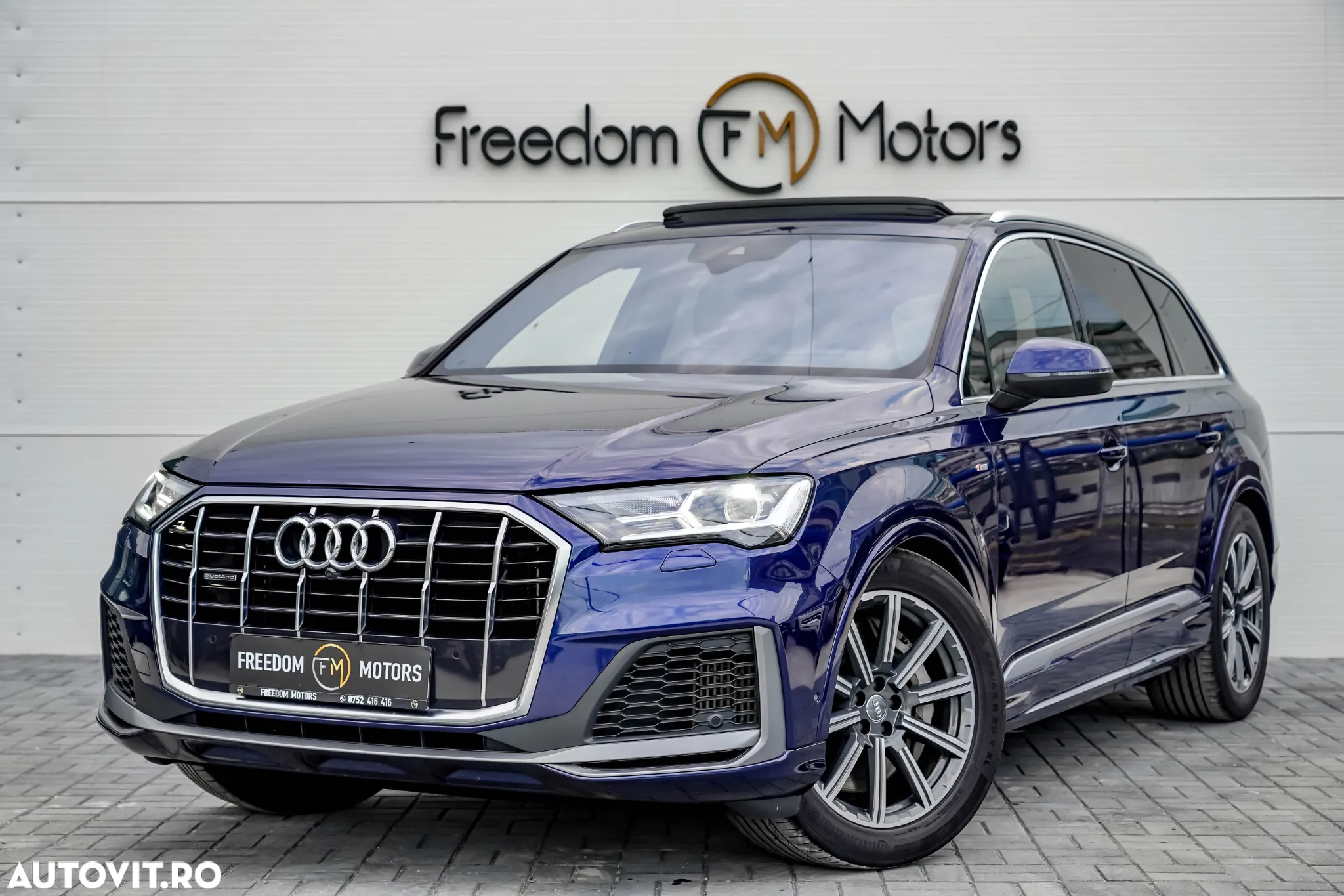 Audi Q7 55 TFSI e quattro Tiptronic PHEV S Line - 2