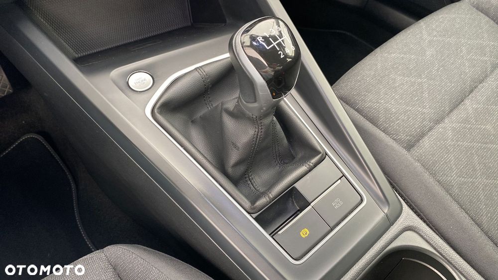 Volkswagen Golf 2.0 TDI Life - 18