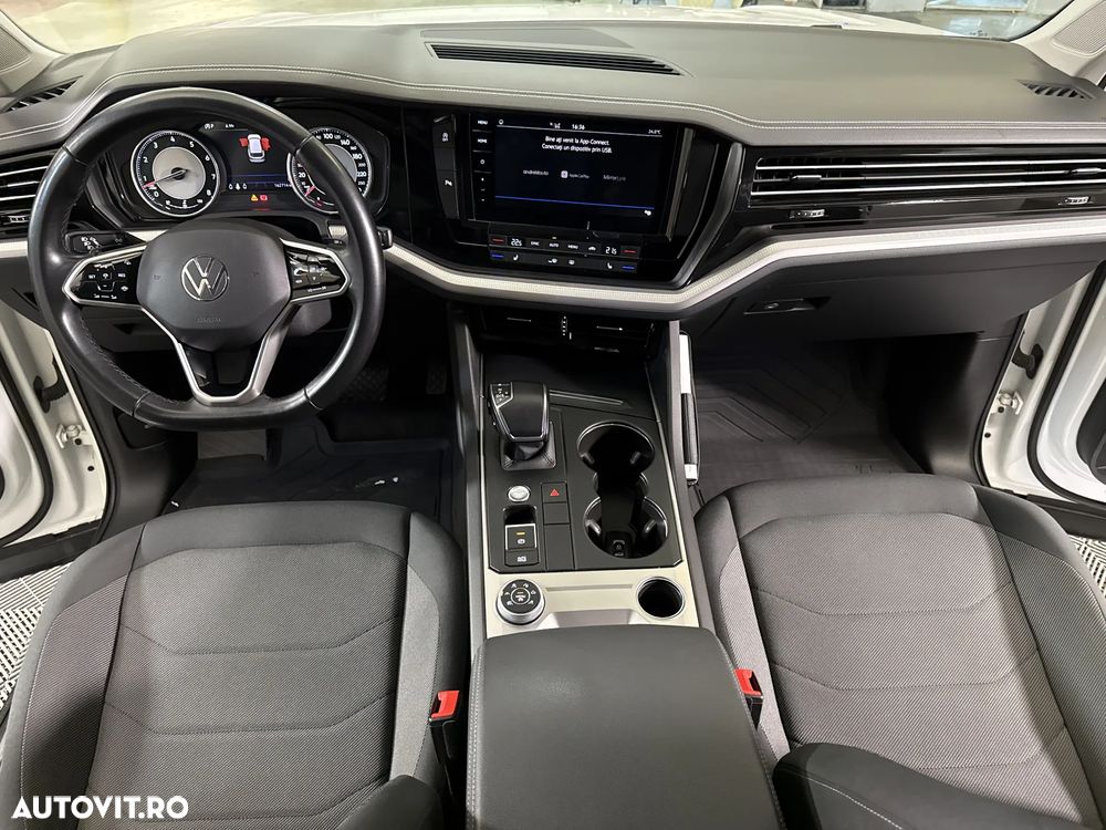 Volkswagen Touareg - 10