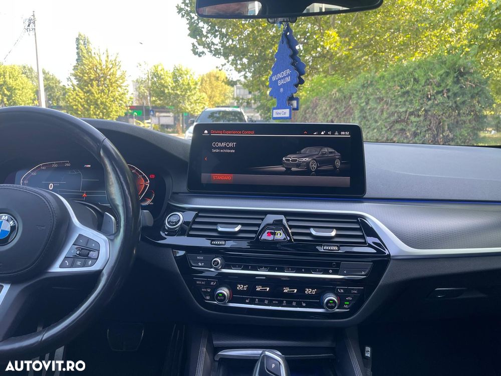 BMW Seria 5 530i AT MHEV - 27