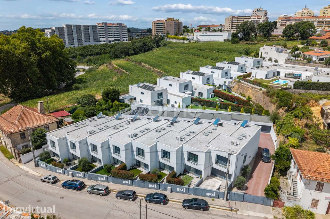 Moradia T3, Oliveira de Azemeis - Grande imagem: 3/42