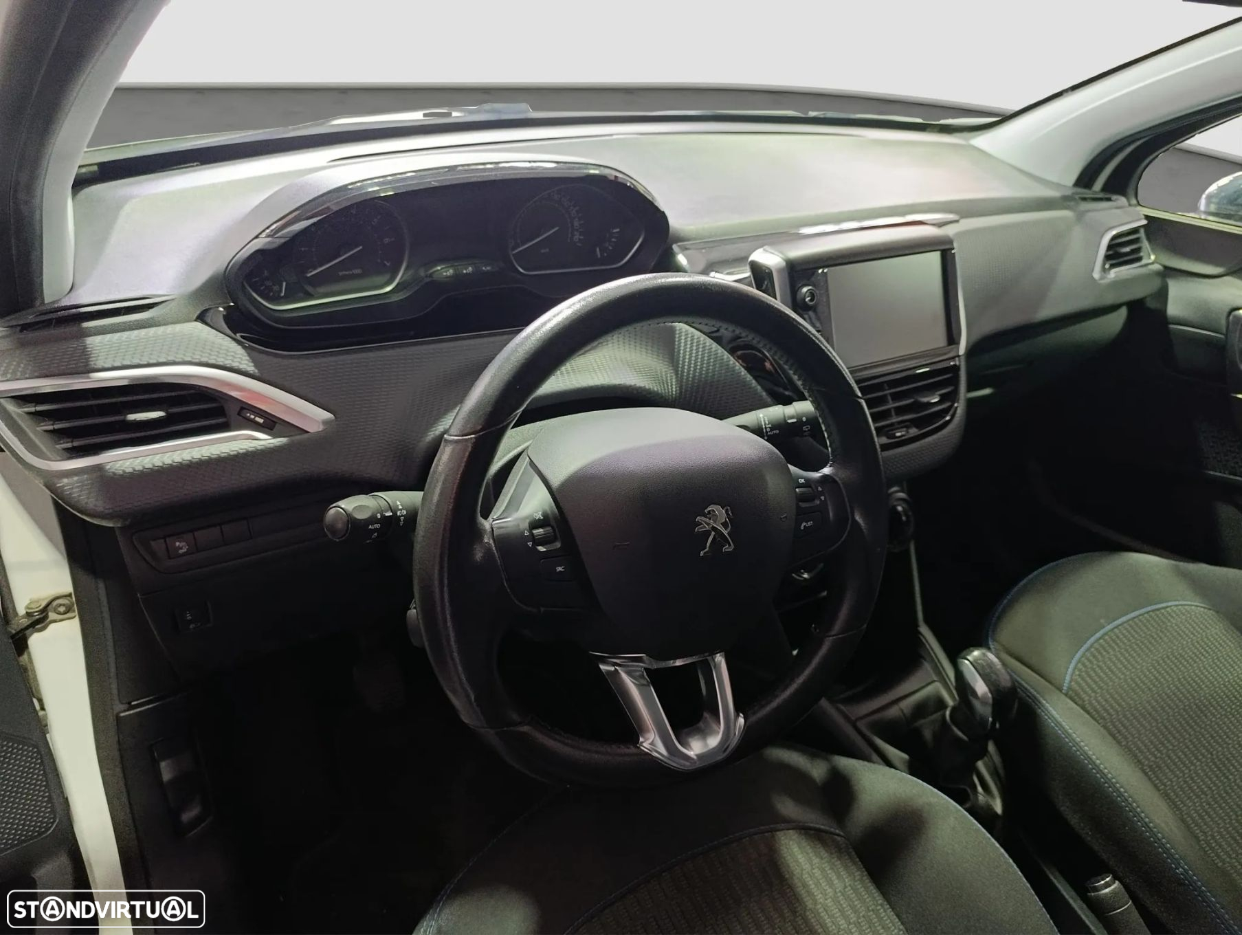 Peugeot 208 1.2 PureTech Active - 8