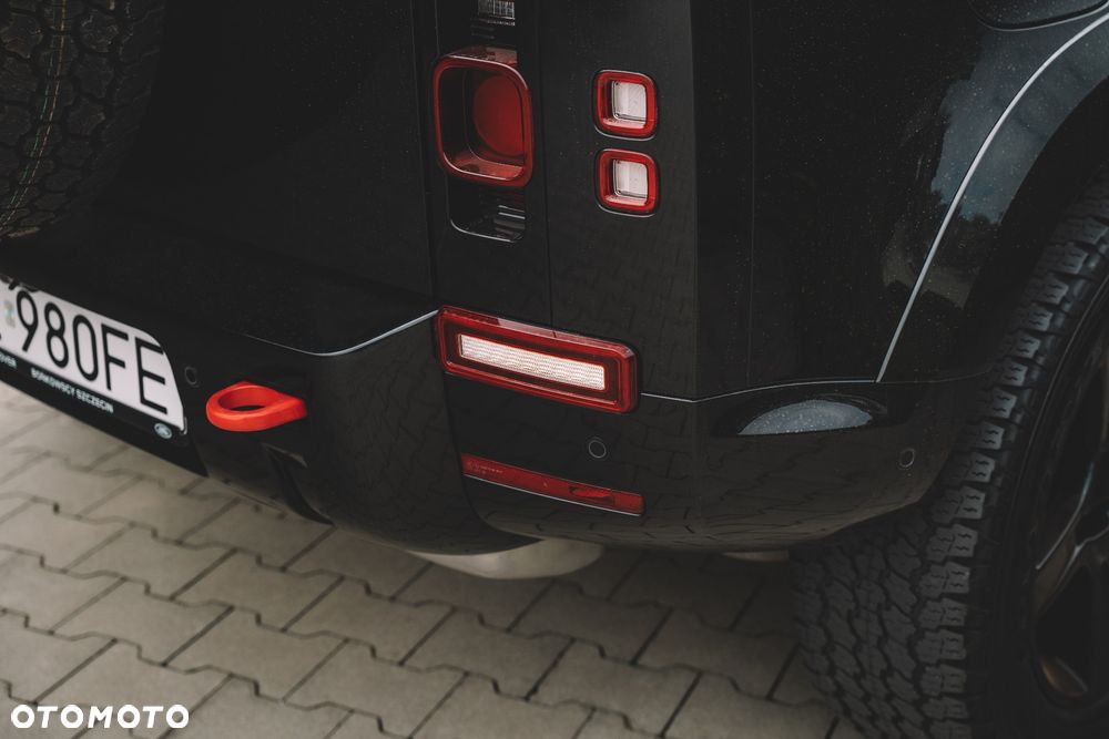 Land Rover Defender 3.0 D300 mHEV SE - 26